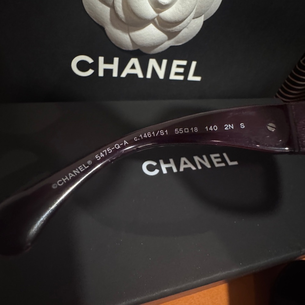 CHANEL lambskin Plum Sunglasses. Rare. Authentic - Picture 9 of 16